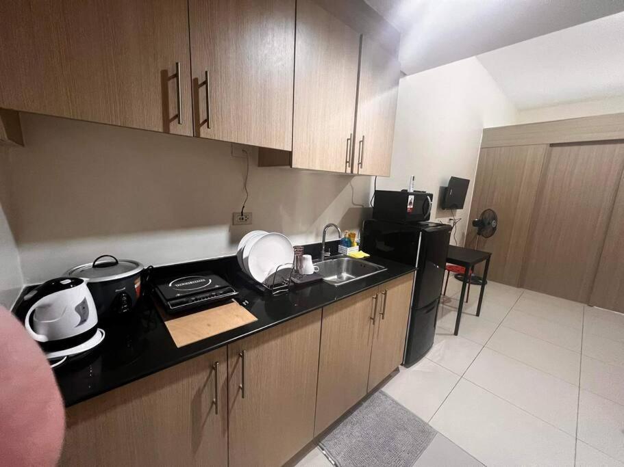 Breeze Residences - 1Br Unit With Balcony -Top Floor Manila Eksteriør bilde