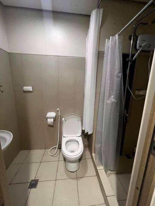 Breeze Residences - 1Br Unit With Balcony -Top Floor Manila Eksteriør bilde