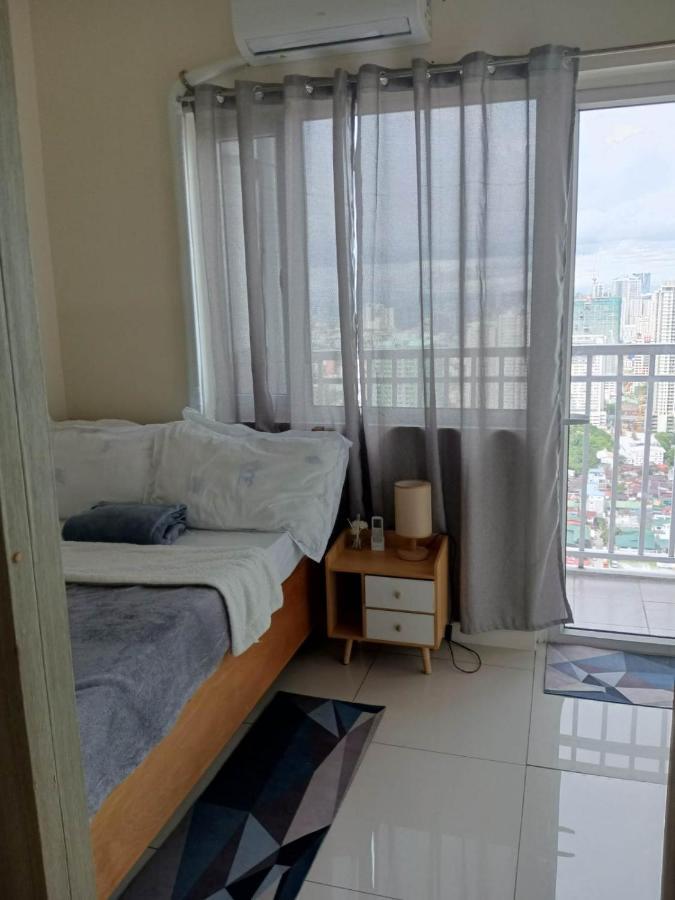 Breeze Residences - 1Br Unit With Balcony -Top Floor Manila Eksteriør bilde